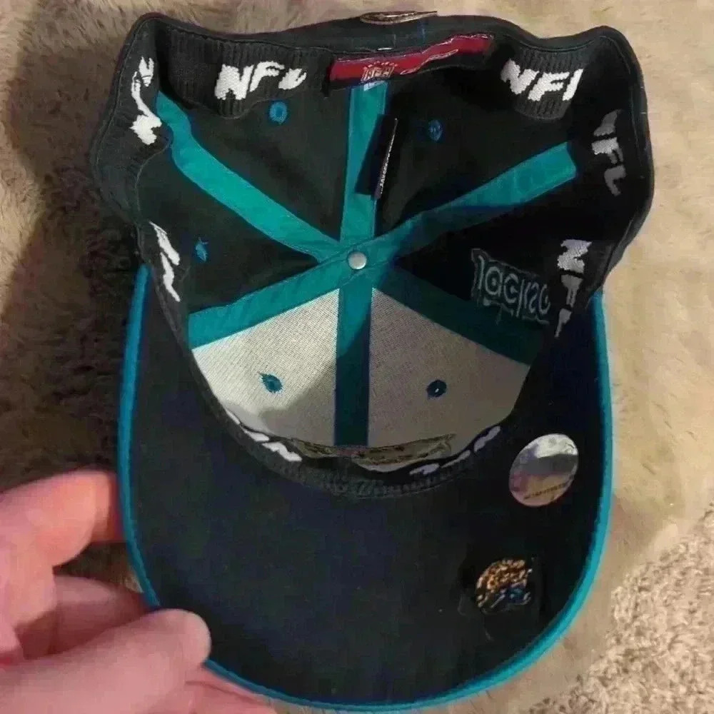 NFL Apparel Jacksonville Jaguars hat, one size fits all, blue and black - Picture 6 of 9